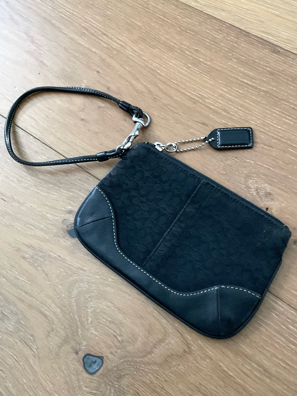 VTG Coach Y2K Monogram Wristlet Mini Pouch Black Signature Leather Jacquard